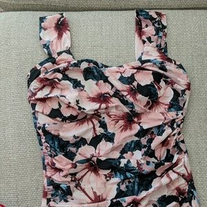 Albion Fit One-Piece Swimsuit (Size XL)